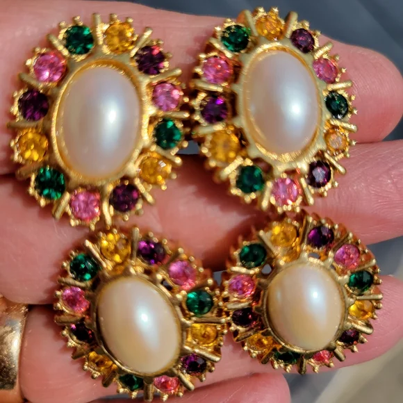 Contemporary Clip-On Earrings ~ 4pr ~ Rhinestones ~ Craft ~ Re-purpose ~ Upcycle - Picture 3 of 16